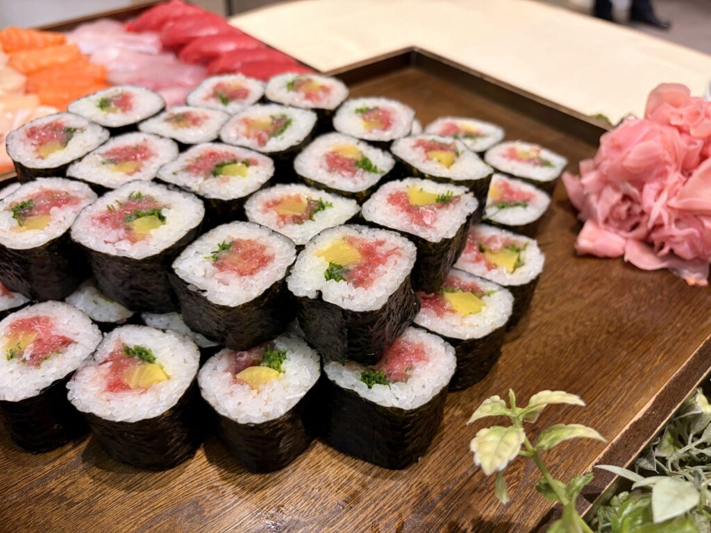 とろたく巻き寿司の写真