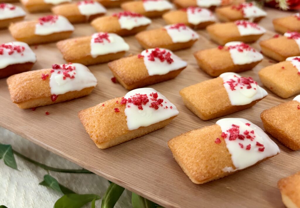 ラズベリーフィナンシェの写真