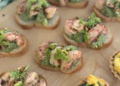 エビアボカドのカナッペの写真